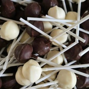 Mega TV Knotsen 4 Stuks – Oud Hollands TV Lolly met Nougat & Witte en Melk Cacao Fantasie